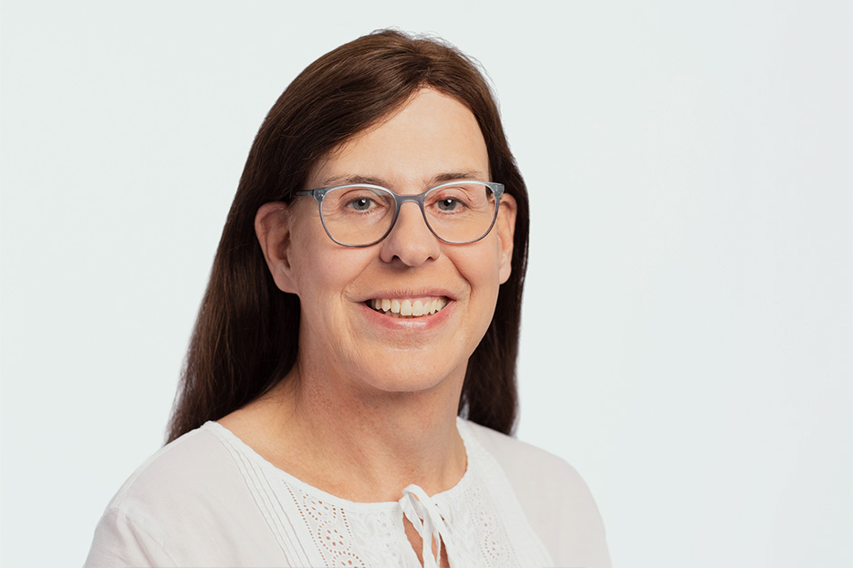Katarina Ziemeckendorf, Bereichsleiterin Finanzen, Controlling & ICT